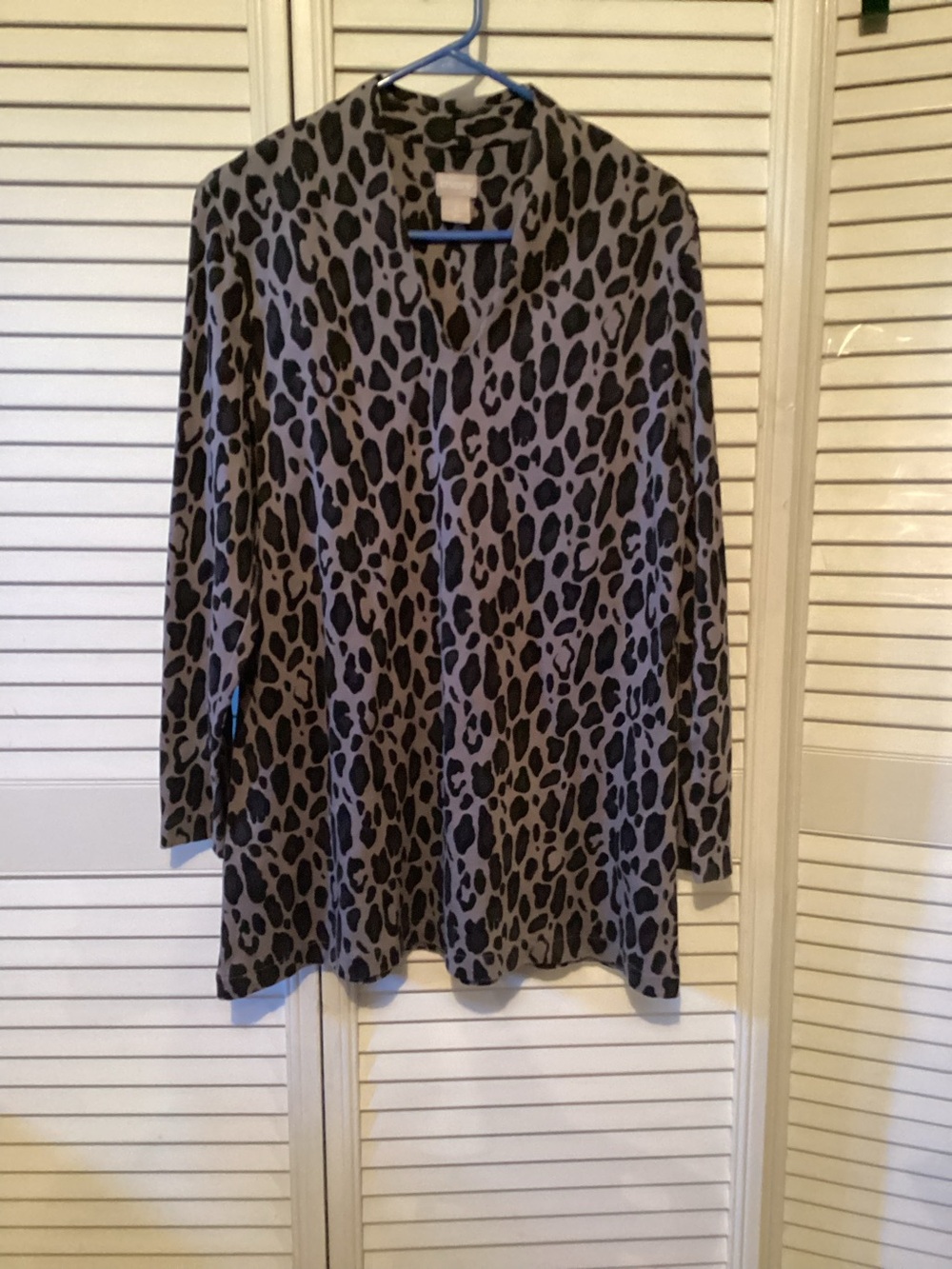 Chico’s ladies black and gray pullover tunic, size